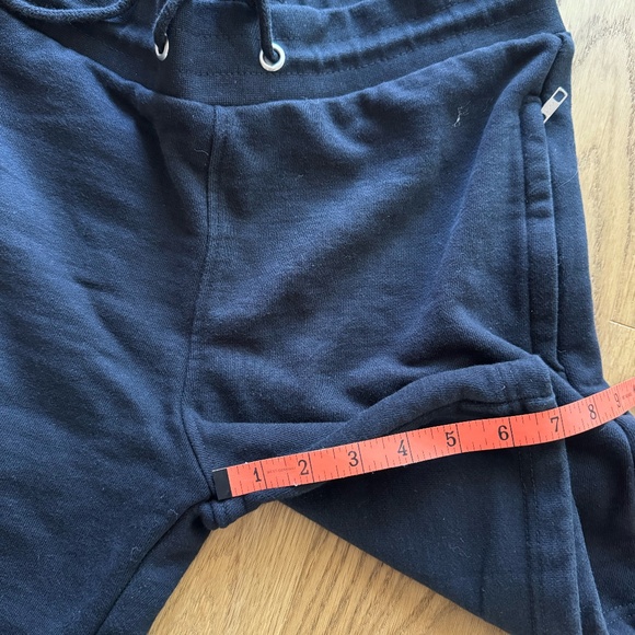 Athleisure Shots - Sz. L - Picture 6 of 7